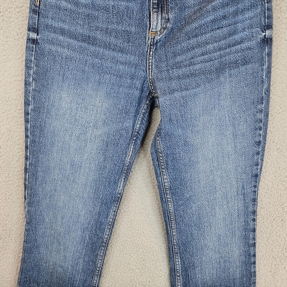 Zara Womens Jeans Sz 8 Blue Denim Split Inside Hem 90's High Waisted Stretch - Picture 3 of 11